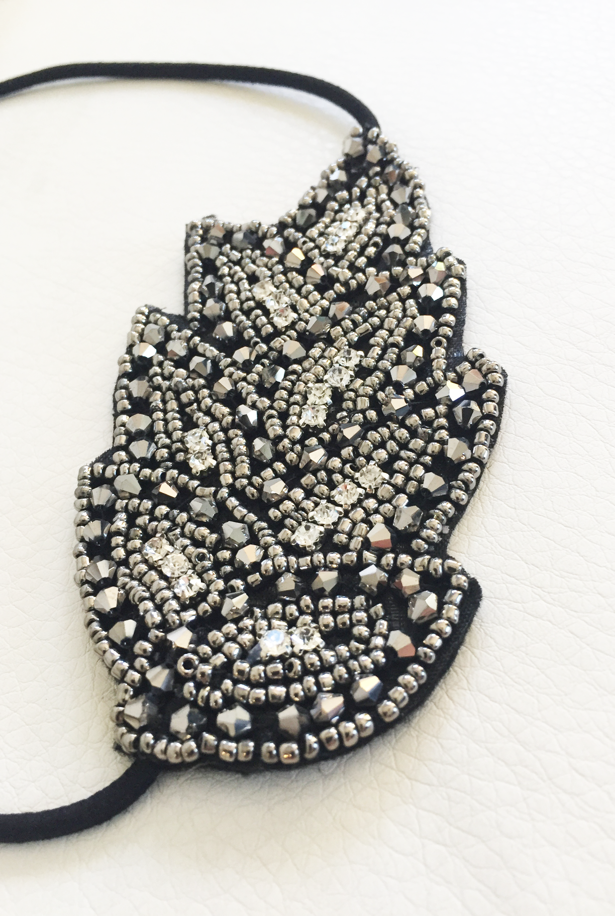 'Dew Drop Leaves' Headband - Black